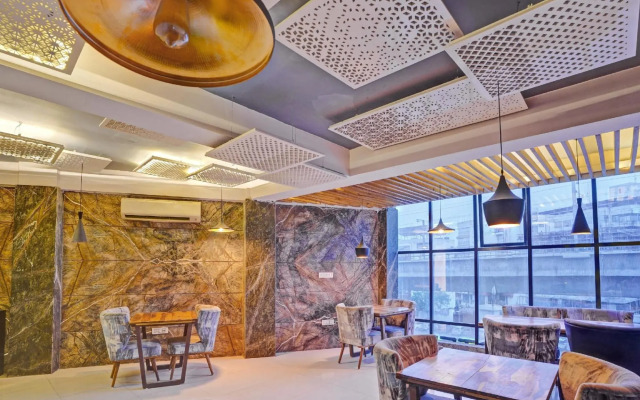 OYO Townhouse 1044 Hotel Tovo