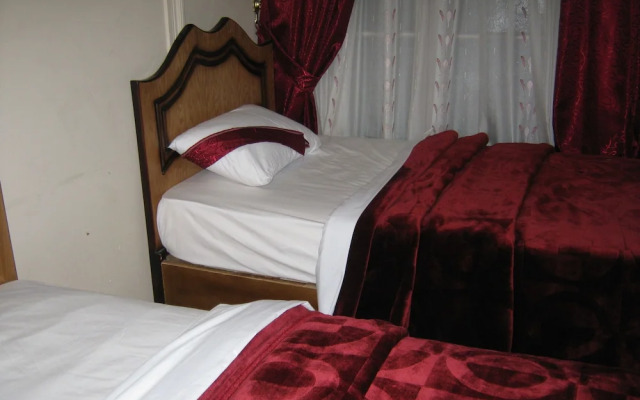 Great Alexander Hostel
