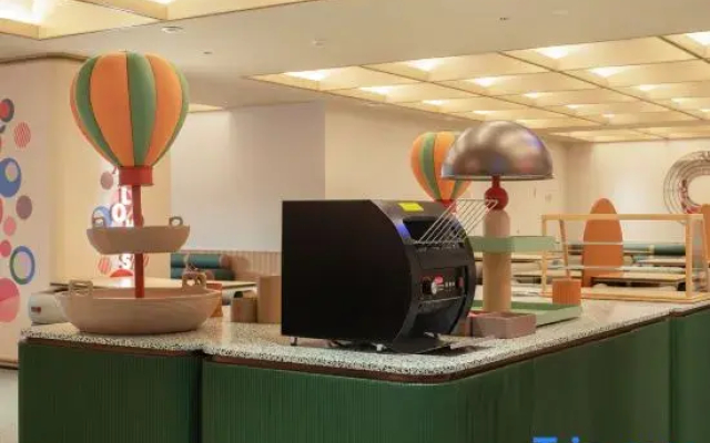 Orange Hotel (Weihai Railway Station Hanlefang)