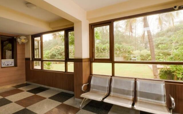 Mysore Mayflower Hotel