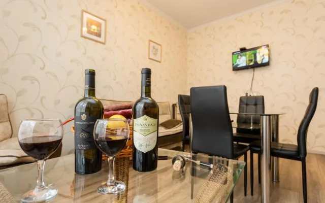 Serviced Apartment on Rustaveli Avenue 8