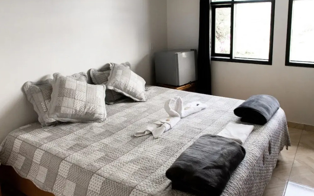 Happy Buddha hostel guatape