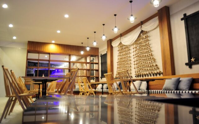Combo Beach Hotel Samui