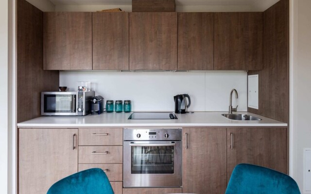 Newly Refurbished 1 Bed, With Balcony, Elephant & Castle/kennington