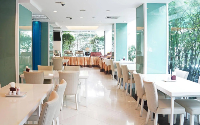 iCheck inn Mayfair Pratunam