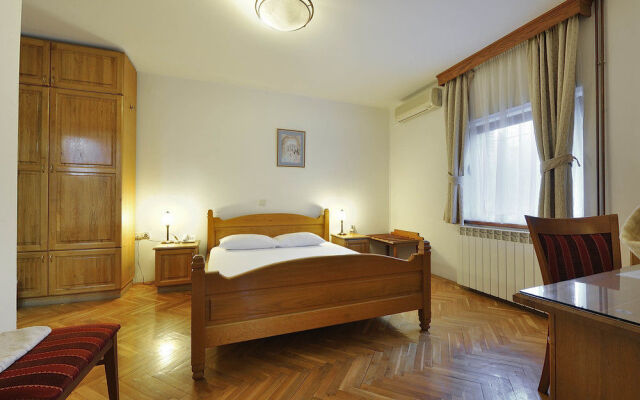 Hotel Sucevic Garni