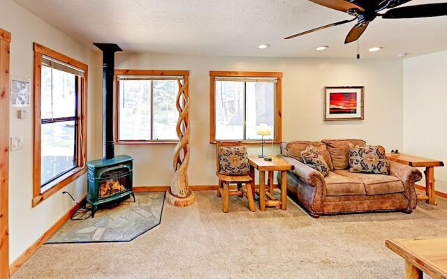 Quiet 2BR Home w/ Kid-Friendly Yard