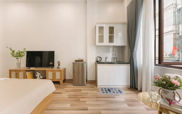 Tamundi Homestay Train street view