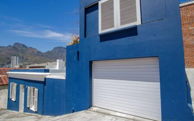 Signal Hill 1 by CTHA, Cape Town