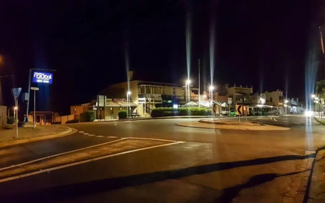 Windsor Heritage Motel