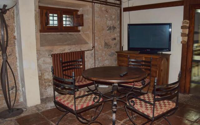 Real Posada De La Mesta