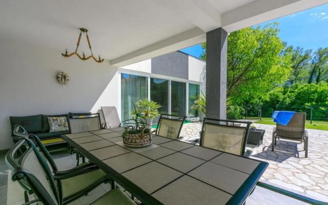 Villa Manea