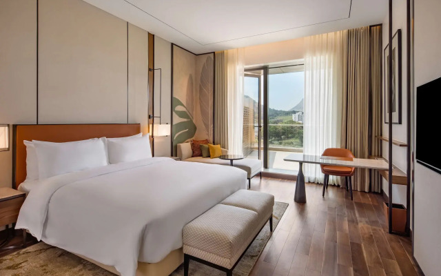 Radisson Blu Hotel & Spa, Nashik