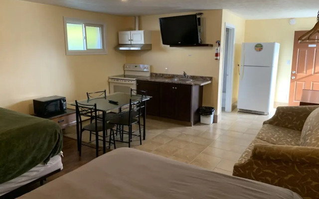 Sun Parlor Motel