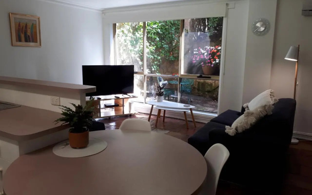 Roshnier Apartment