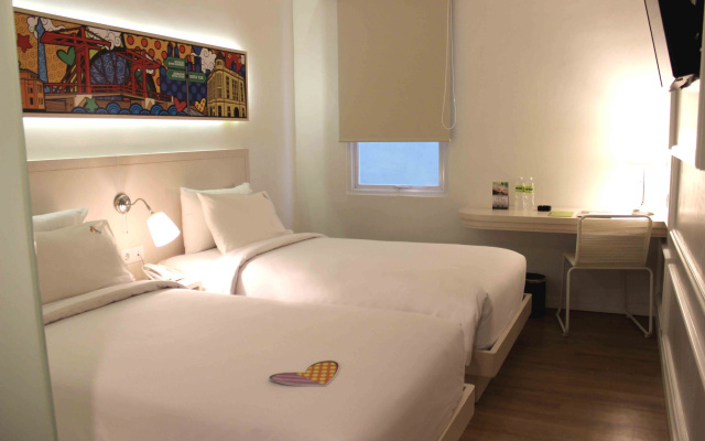 MaxOne Signature Glodok Jakarta