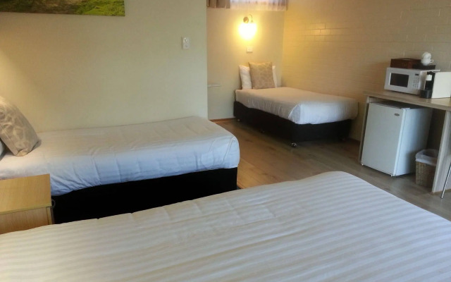 Kurri Motor Inn