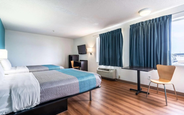Motel 6 Rocky Mount, NC