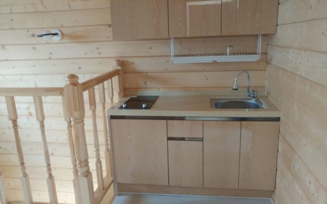 Daegwallyeong Solbawee Log-Housing Pension