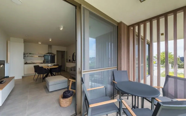 Bright Apartment Near the Center