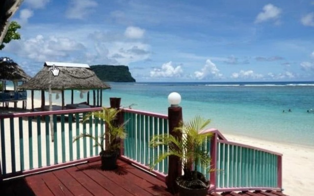 Anita's Beach Bungalows Lalomanu