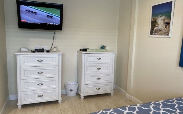 Crystal Sands & Seahorses Beach Villa