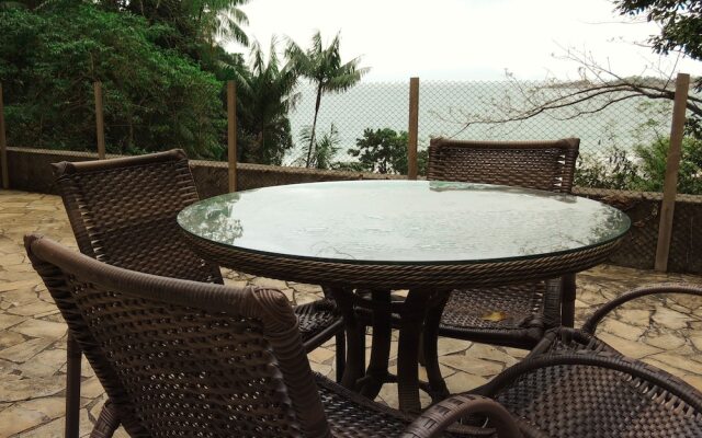 Casa em Ubatuba com Vista para o Mar
