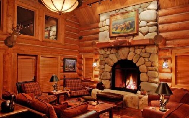 Lodge at Gold River (The)