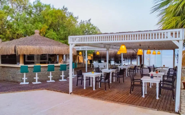 Ladonia Hotels Zemda