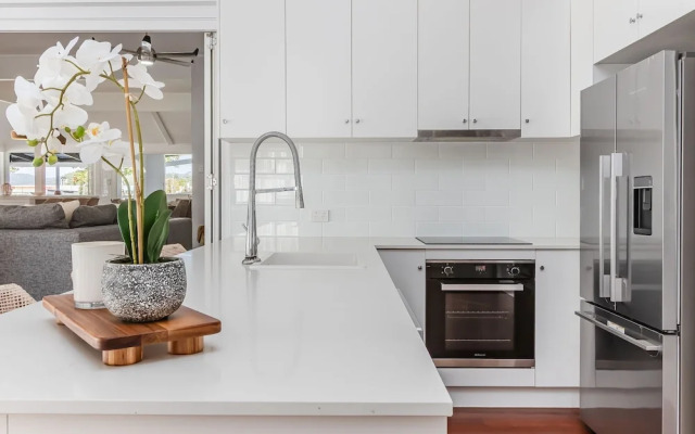 Hamptons White House