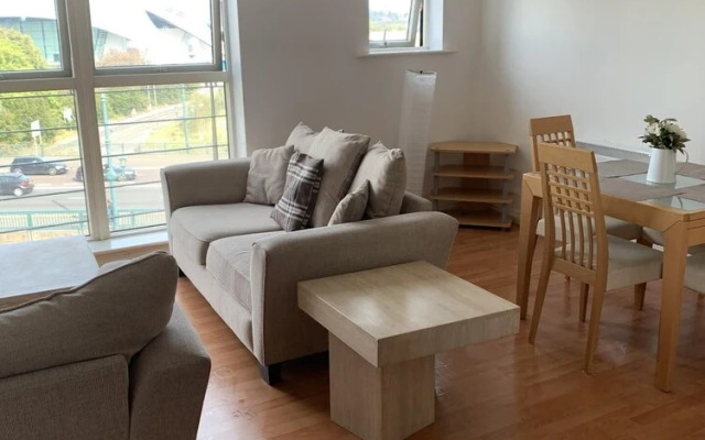 Impeccable 2-bed Apartment in Gateshead