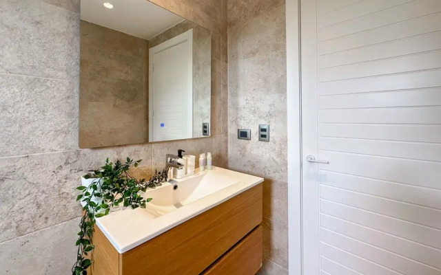 Luxury Penthouse 3 Bedroom Ocean Views