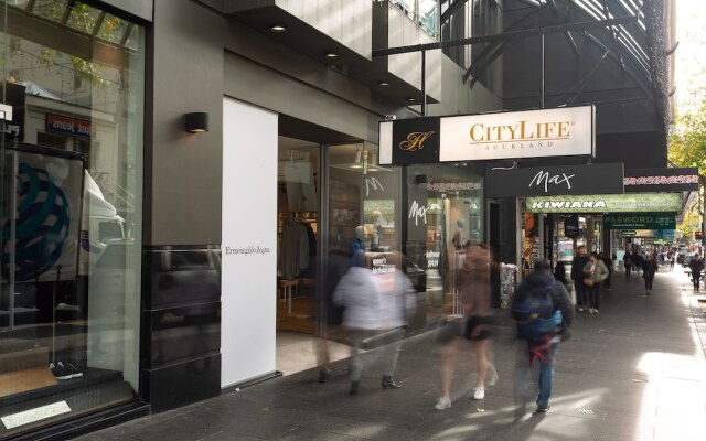Toodle's Stylish stay on Queen Street
