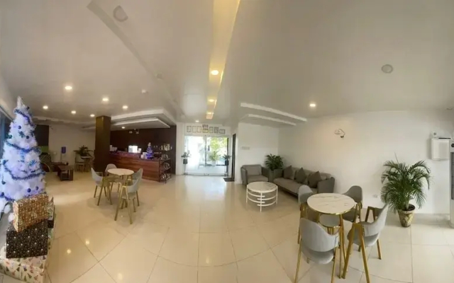 Hotel The Mir
