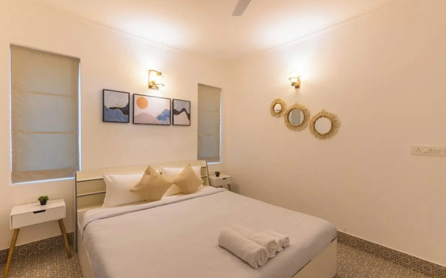 Palm Retreat 1BHK Pool & Field Views