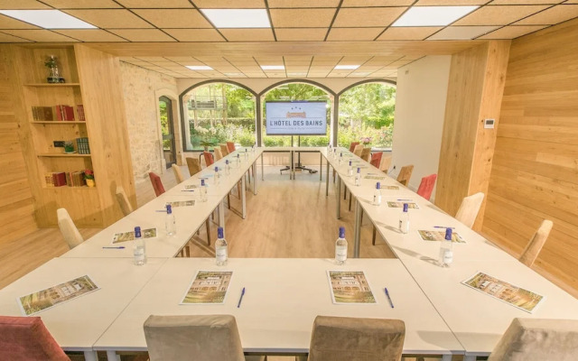 Logis Hotel - L'Hôtel Des Bains