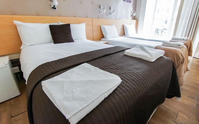 Tony's House Hotel