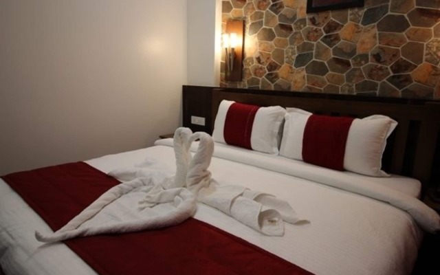 Hotel Majestique pune