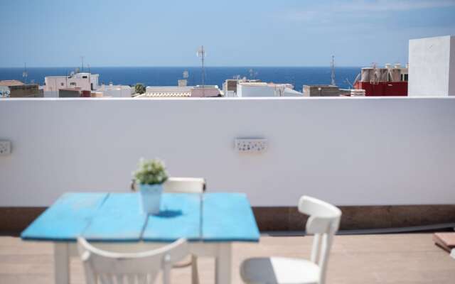 Riva Guest House Los Abrigos