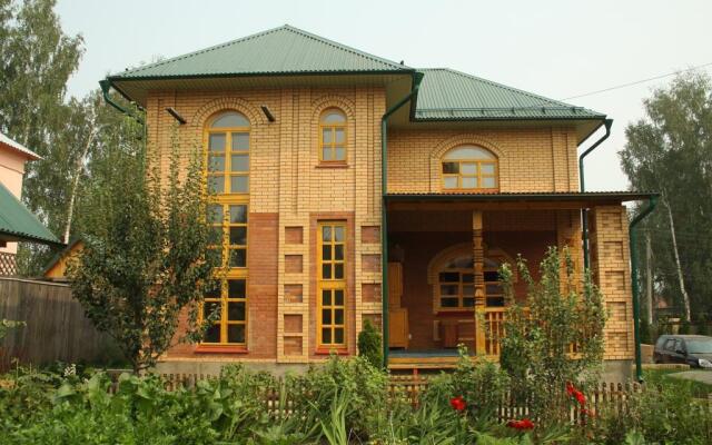 Семейный Отель