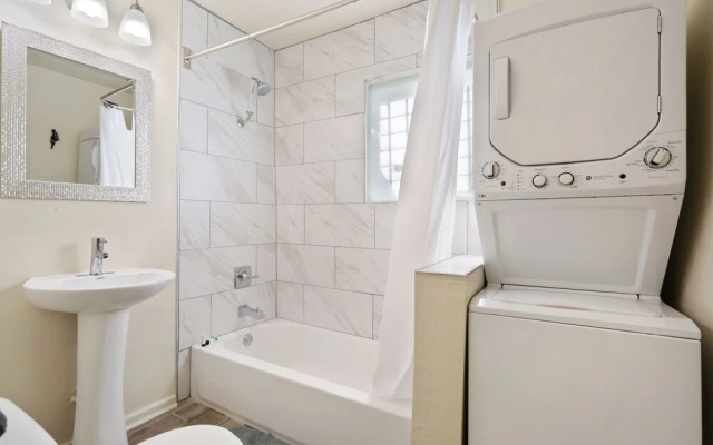 1 Bedroom Studio - 804.5