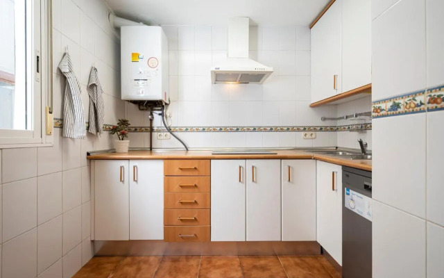 La Latina Sol. Espacioso apartamento, 12 pax