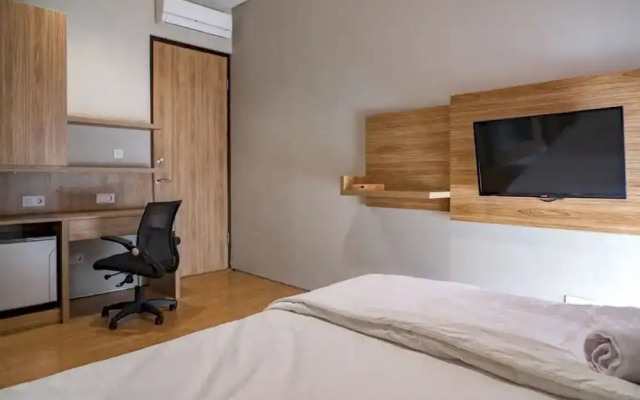 OYO 93998 Three J Living