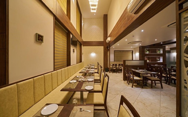 Hotel Shlok (Pure Veg), Kolhapur