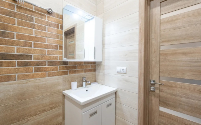 More Apartments na Avtomobilnom 58A - 2