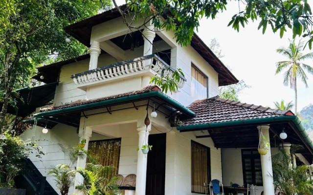 Thoppil Homestay Munnar
