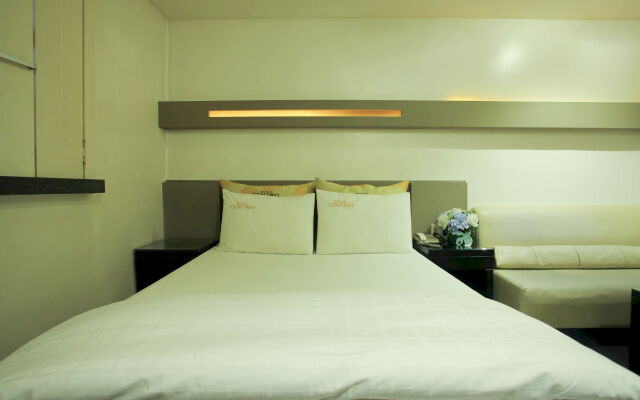 The Unique Hotel 28