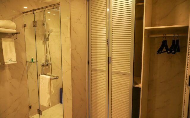 Qingdao Galaxy Holiday Hotel