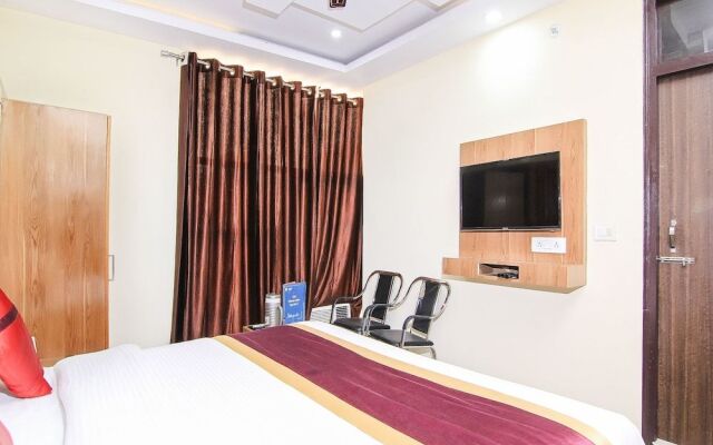 Collection O 15597 Hotel Khalsa Inn