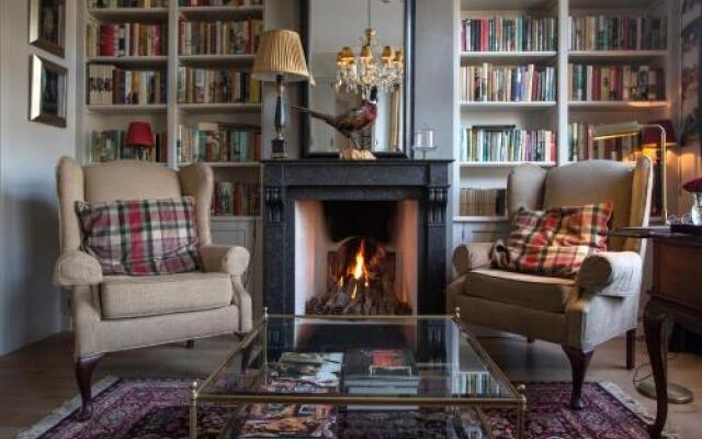 Hotel The Baron Crown